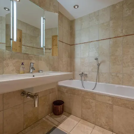 Elisabeth - Wellness, Close To The Centre, View 公寓 *